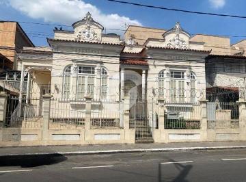 Casa · 328m² · 8 Quartos · 1 Vaga · Casa em São Domingos, Niterói/RJ de 328m² 8 quartos à venda por R$ 650.000,00