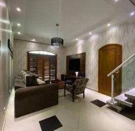 Casa · 256m² · 3 Quartos · 1 Vaga · Sobrado em Jardim Brasil, Guarulhos/SP de 0m² 3 quartos à venda por R$ 742.000,00