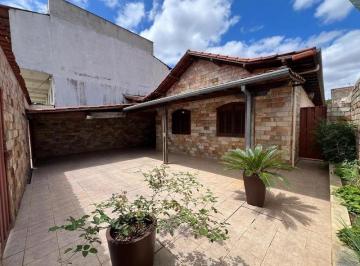 Casa · 244m² · 4 Quartos · 4 Vagas · CASA LINEAR | 4 QUARTOS | 01 SUITE | 03 BANHEIROS | 4 VAGAS