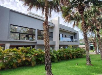 Casa de 3 quartos, Eusébio · CASA DUPLEX DE ESQUINA NO ALPHAVILLE EUSEBIO