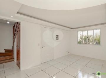 Casa · 84m² · 4 Quartos · 2 Vagas · Condomínio com 4 quartos à venda em Humaitá - RS
