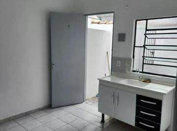 img0 · Casa com 1 Quarto(s) e 1 banheiro(s) para Alugar, 30 m² por R$ 850 / Mês