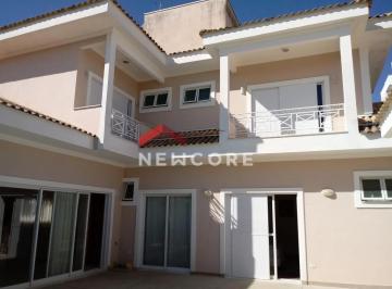 Casa · 306m² · 3 Quartos · 4 Vagas · Casa de condomínio em Avenida Arnaldo Felipe Sbruzzi - Piracangaguá - Taubaté/SP