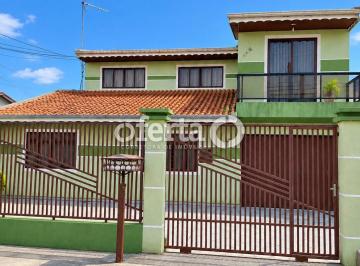 Casa · 685m² · 6 Quartos · 3 Vagas · Sobrado em Araucaria