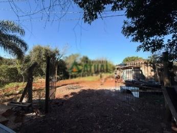 19588015230.jpg · Chácara molhada de 1.500m², com dependência a venda na Região do Limoeiro, Londrina.