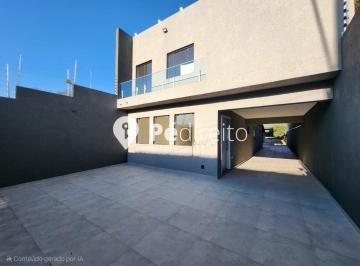Casa · 300m² · 3 Quartos · 8 Vagas · Casa Sobrado Cinematográfica