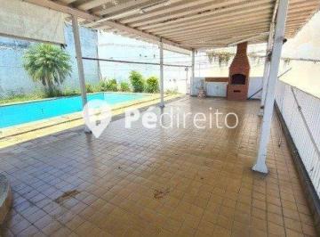Casa · 270m² · 3 Quartos · 3 Vagas · Casa Com Piscina na Penha Disponível para Locação