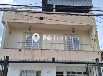Casa · 198m² · 6 Quartos · 2 Vagas · Ampla casa a venda na quarta parada com 6 dormitórios