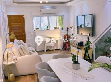 Casa · 210m² · 3 Quartos · 2 Vagas · Casa Sobrado 210m² à Venda na Vila Santa Isabel