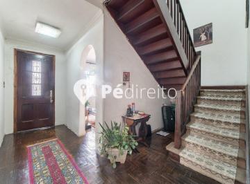 Photo 1 · Casa Encantadora com arquitetura clássica/ vintage com potencial de restauro em