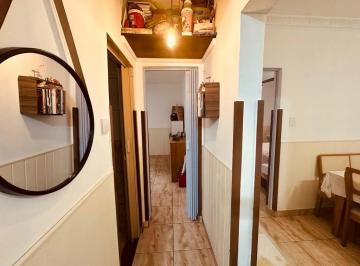 Apartamento de 2 quartos,  · Apartamento Térreo de 70m² com 2 Dormitórios no Embaré – Excelente Custo-Benefício