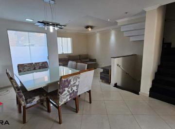 Casa · 176m² · 3 Quartos · 4 Vagas · Imóvel em Condomínio Fechado à venda 3 quartos 1 suíte 4 vagas Taboão - São Bern