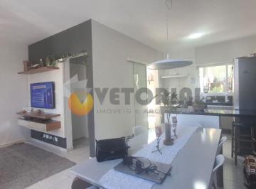 Casa de 2 quartos, Caraguatatuba · Sobrado à venda no Jardim Britânia em Caraguatatuba SP