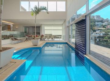 Casa · 1080m² · 5 Quartos · 8 Vagas · Casa à venda com piscina interna e vista para as montanhas no condomínio Vila Castela - Nova Lima/MG