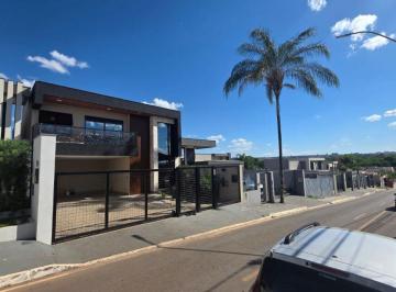 Casa de 4 quartos, Guará · Casa em condomínio a venda no Guará Park