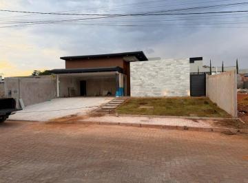Casa de 4 quartos, Brasília · Cond. Mini Chacaras do Lago Sul - 4 suites + piscina