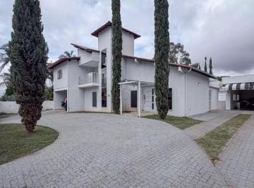 Casa de 4 quartos, Brasília · Casa em Brasília 4 Quaryos 5 Banheiros 4 Vagas