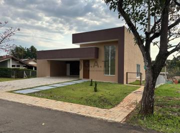 Foto 01 · Casa em Condomínio: Locação em Sorocaba-SP, 3 Quartos, 1 Suíte, 3 Banheiros, 6 Vagas, 370m² - Bairro