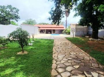 Casa de 4 quartos, Águas Claras · Casa em Águas Claras 4 Quartos 5 Banheiros 4 Vagas