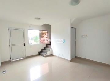 Casa · 58m² · 2 Quartos · 2 Vagas · QC 09 - Jardins Mangueiral | Casa 02 quartos | Área externa com gramado | 02 vagas de garagem | R$ 2