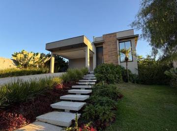 Foto 01 · Excelente Casa em Condomínio Fechado à Venda