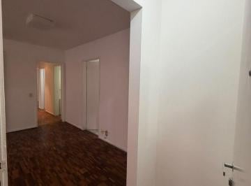 Apartamento de 2 quartos, São Paulo · Apartamento clássico em localização privilegiada nos Jardins
