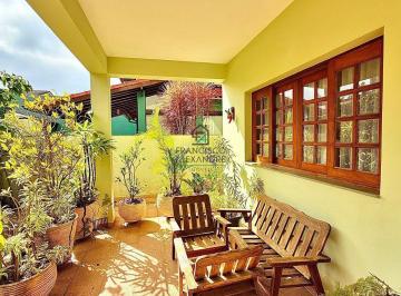 3uylni02ytk0yjqwzje5mza0_md · Casa de Alto Padrão em Condomínio Fechado | 4 Dormitórios