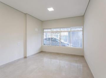 Comercial · 251m² · 4 Quartos · 1 Vaga · Casa Comercial Ampla em terreno de 300 m²- Totalmente plana e reformada.