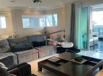 Apartamento · 257m² · 6 Quartos · 4 Vagas · Apartamento em Tatuapé