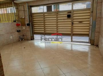 Casa · 250m² · 2 Quartos · 2 Vagas · Casa com 250m², 2 quartos e 2 vagas