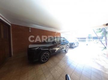 Casa · 269m² · 3 Quartos · 6 Vagas · Casa para venda em Centro de 269.00m² com 3 Quartos, 1 Suite e 6 Garagens