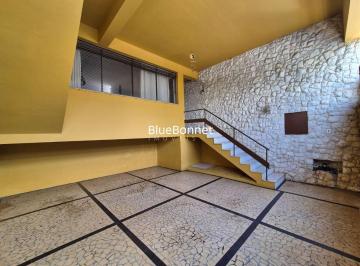 Casa · 228m² · 3 Quartos · 2 Vagas · Casa para venda em Anhangabaú de 228.00m² com 3 Quartos e 2 Garagens