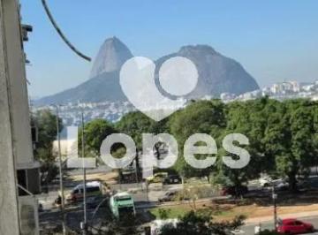 758907.jpg · Studio Botafogo