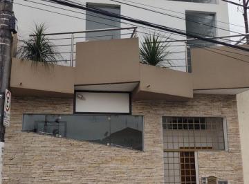 Casa · 75m² · 1 Quarto · 1 Vaga · Casa para alugar em Centro de 75.00m² com 1 Quarto, 1 Suite e 1 Garagem