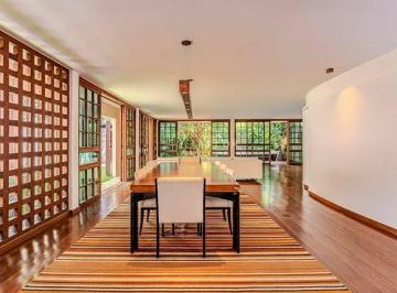 Casa · 272m² · 3 Quartos · 4 Vagas · Casa com 3 quartos à Venda, Boaçava - São Paulo