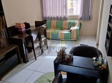 Apartamento · 79m² · 2 Quartos · Venda: Apartamento com 2 Dormitórios com armários, Centro, Campinas (SP)