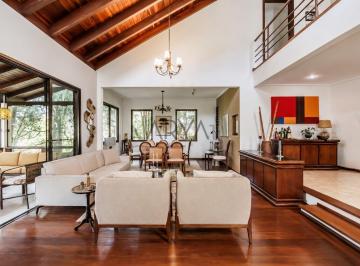 Casa · 332m² · 4 Quartos · 4 Vagas · Casa à venda no Vista Alegre ARYA1