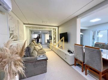 5315b8b27a7b0adeda19bd21fc1a792ec0275659 · Triplex 100% mobiliado com 1 suíte + 2 dormitórios à venda por R$ 1.280.000 - Pioneiros Catarinenses