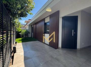 573d4d0133eb212018d53823f199f2244db29b32 · Casa TERREA 100 % MOBILIADA com 4 dormitórios à venda, 180 m² por R$ 1.280.000 - Região do Lago - Ca