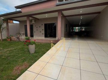 fe895884d8748863c605f7c7dba3abd5a3374728 · Casa com 1 suíte e 2 quartos à venda, 212 m² por R$ 1.050.000 - Universitário - Cascavel/PR