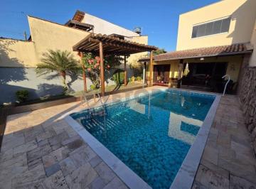 Casa en Venda de 5 quartos Balneário dos Golfinhos · SOBRADO de 333 m² com 5 quartos à venda em Balneário dos Golfinhos