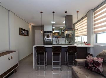 Apartamento de 4 quartos, Curitiba · Apartamento à venda no Centro