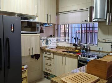 Casa · 250m² · 3 Quartos · 3 Vagas · Casa Terrea com 3 dormitorios 2 suites 3 vagas, Piscina na Penha de França.