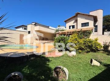 Casa · 354m² · 5 Quartos · 4 Vagas · Sobrado de Alto Padrão com 5 Quartos, Piscina e Espaço Gourmet e Localização Privilegiada em Goiânia