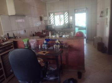 Rural 1008ha Venda Vila Branca · Chácara com 1.008m², 2 Quartos e Área de Lazer