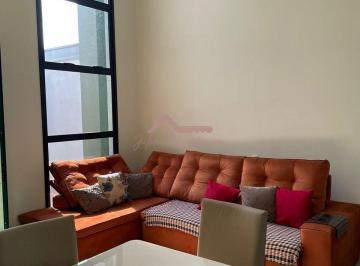 Casa · 100m² · 3 Quartos · 2 Vagas · Casa linda com 3 quartos, suíte e closet no Vila Verde