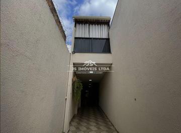 Casa · 300m² · 5 Quartos · 2 Vagas · Casa à venda no Centro de Igarapé-MG