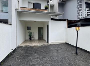 Casa · 82m² · 2 Quartos · 2 Vagas · Sobrado Geminado em Aventureiro, Joinville/SC