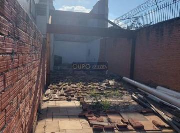 f5d1b132641169f0191f8c3d202f71b35ee2aa46 · Terreno com 200m²
