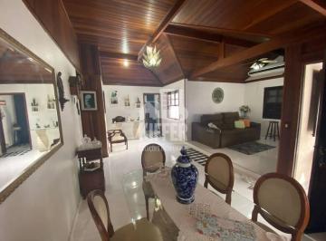 CASA LINEAR 3 QUARTOS COM PISCINA NO ENGENHO DO MATO A VENDA · Casa com 3 dormitórios à venda, 360 m² por R$ 790.000,00 - Engenho do Mato - Niterói/RJ